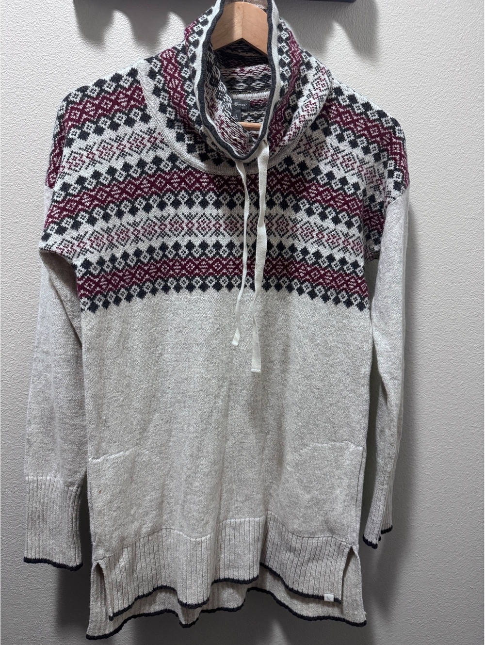 Eddie Bauer Women’s S Fair Isle Cowl Neck Sweater Wool Blend Tunic Gray Burgundy